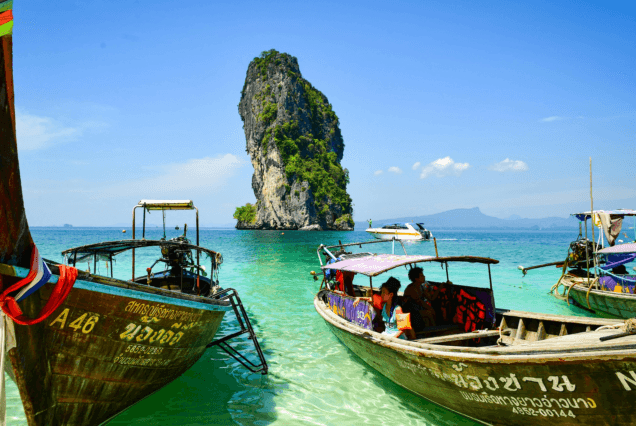 NK Tours-team